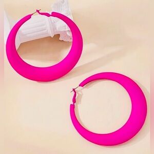 Bold Vintage-Inspired Hoop Earrings – Vibrant Pink NWOT